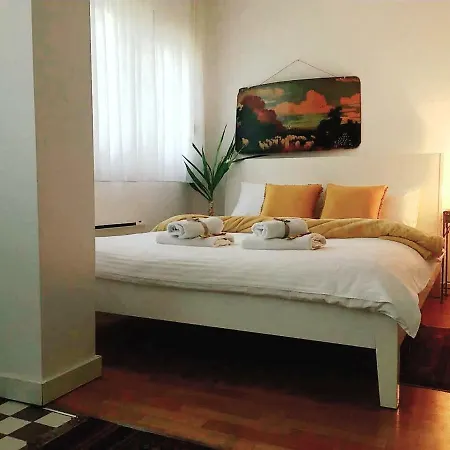 Apartment Jastuk Belgrad Exteriör bild
